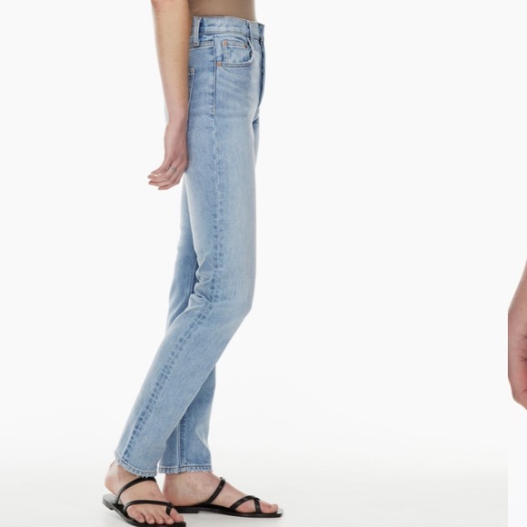 Denim Forum The Yoko High Rise Slim High-rise slim jeans - Aritzia - Picture 4 of 11